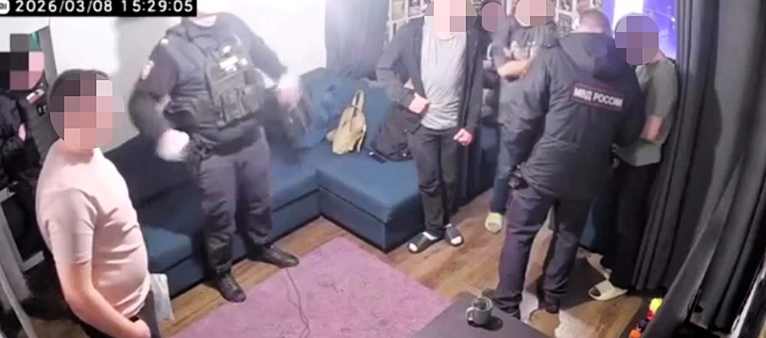 A police officer was caught playing Beat Saber on a criminal's VR headset during a raid in Russia - while his colleagues arrested the suspect as cafe-goers watched awkwardly.