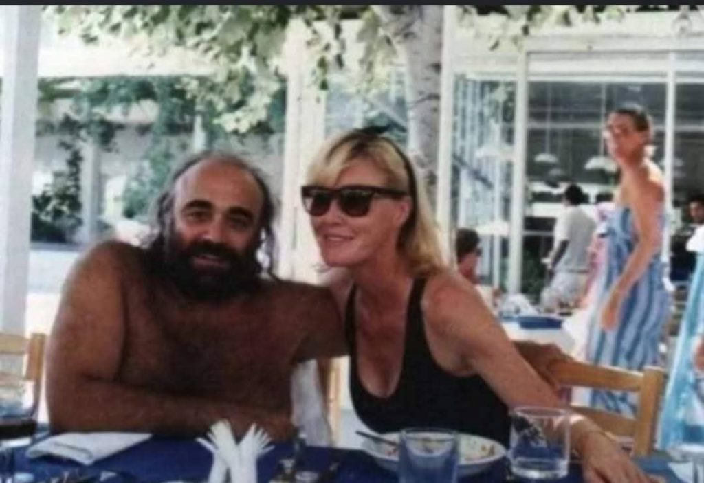 Louis Vuitton luggage owned by singer Demis Roussos during the infamous 1985 TWA Flight 847 hijacking is heading to auction, carrying a chilling link to the historic crisis.
