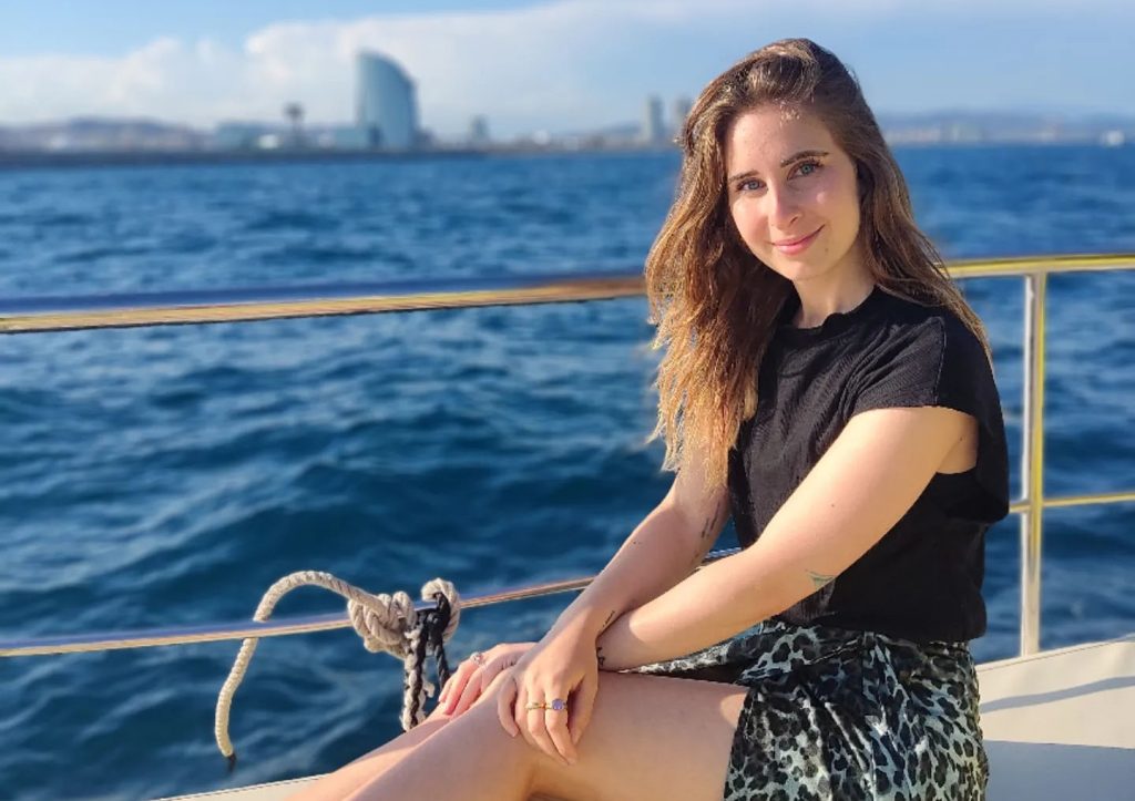 Young Italian woman Cristina Colturi has died after a horror tandem paragliding crash near a popular tourist beach in Tenerife - the flight was a Christmas gift from her partner.
