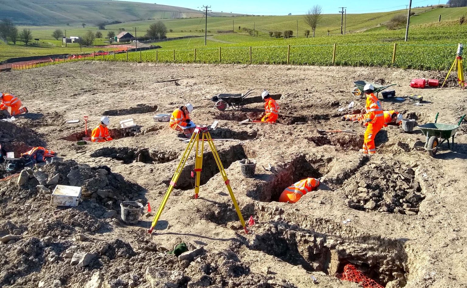 Ancient graves in Oxfordshire reveal two Roman-era families buried together, with DNA uncovering generations of relatives and offering rare insight into life in Roman Britain.