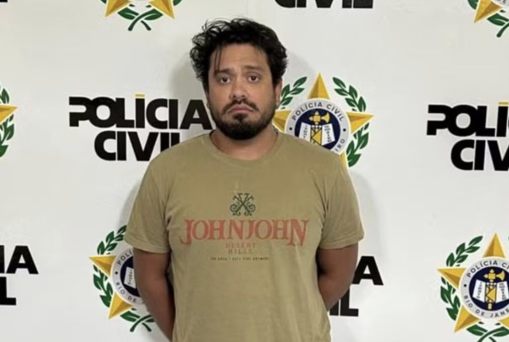 A beauty queen's mother revealed she spoke to her daughter moments before she was allegedly pushed from a Rio balcony, with Ana telling her she "couldn't take it anymore" in tears.