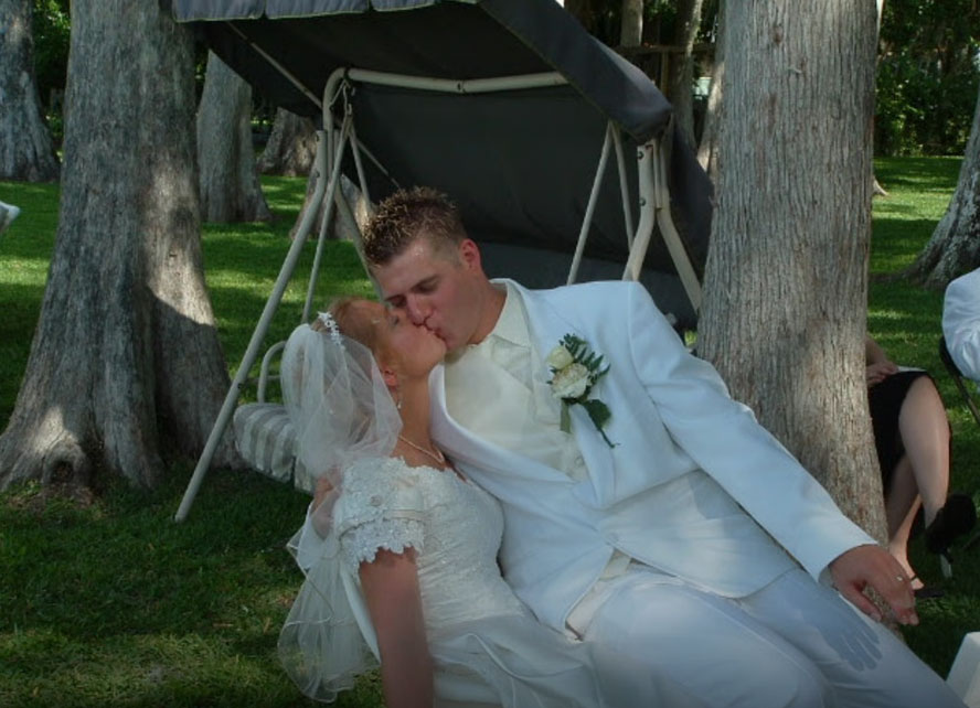 Couple who screwed up their first poly relationship now help others find their perfect sister wife - why jealousy and communication are key to making it work long term.