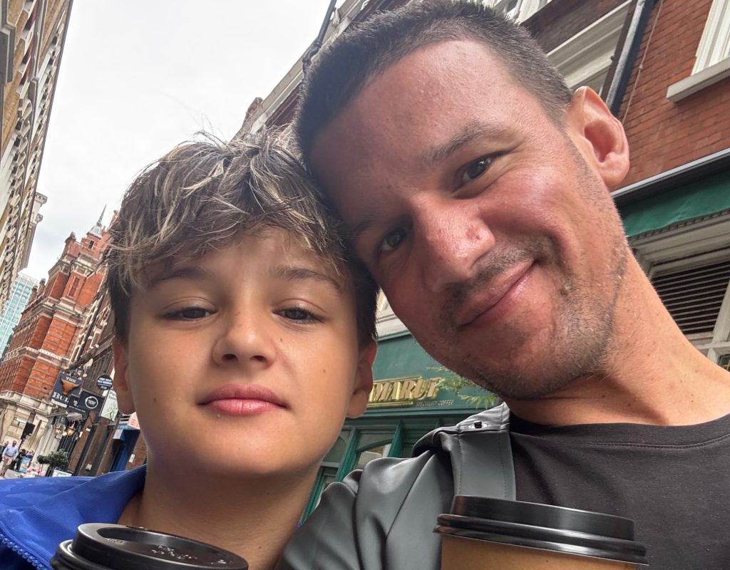 A dad given just a 10% chance of surviving five years with stage 4 colon cancer is racing to raise £290,000 for life-saving immunotherapy treatment in Mexico - all to stay alive for his son.