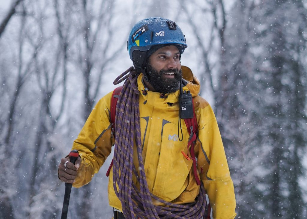 A mountaineer who scaled more than 30 peaks lost his finger on Everest after removing his glove for just four minutes in -35C conditions - and says the psychological toll was harder than the amputation.