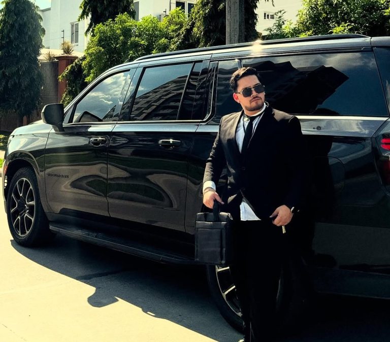 Honduran TikToker Hernán Martínez died two days after being trapped in a high-speed crash, leaving his heartbroken mother and thousands of Central American fans in mourning.