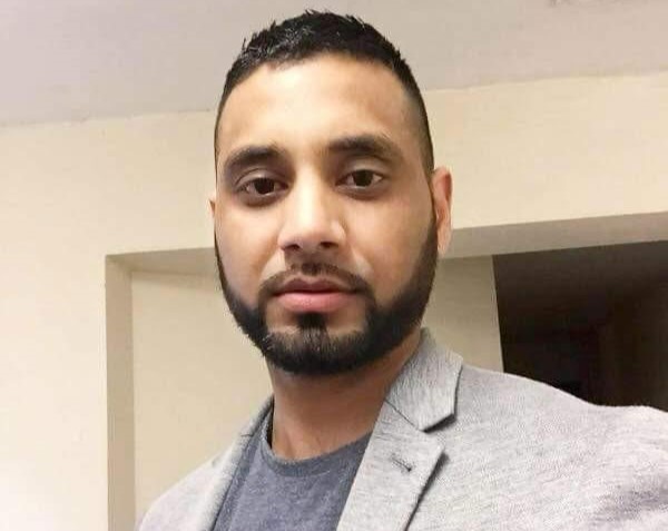 A reckless driver is caught on camera mounting the pavement and speeding along a footpath to dodge traffic, sparking outrage over the dangerous stunt in a busy area.