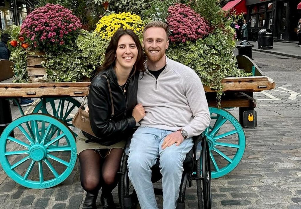 A man paralysed in a horror cycling crash just six weeks after meeting his girlfriend on a dating app has revealed she never left his side - and they are now engaged.