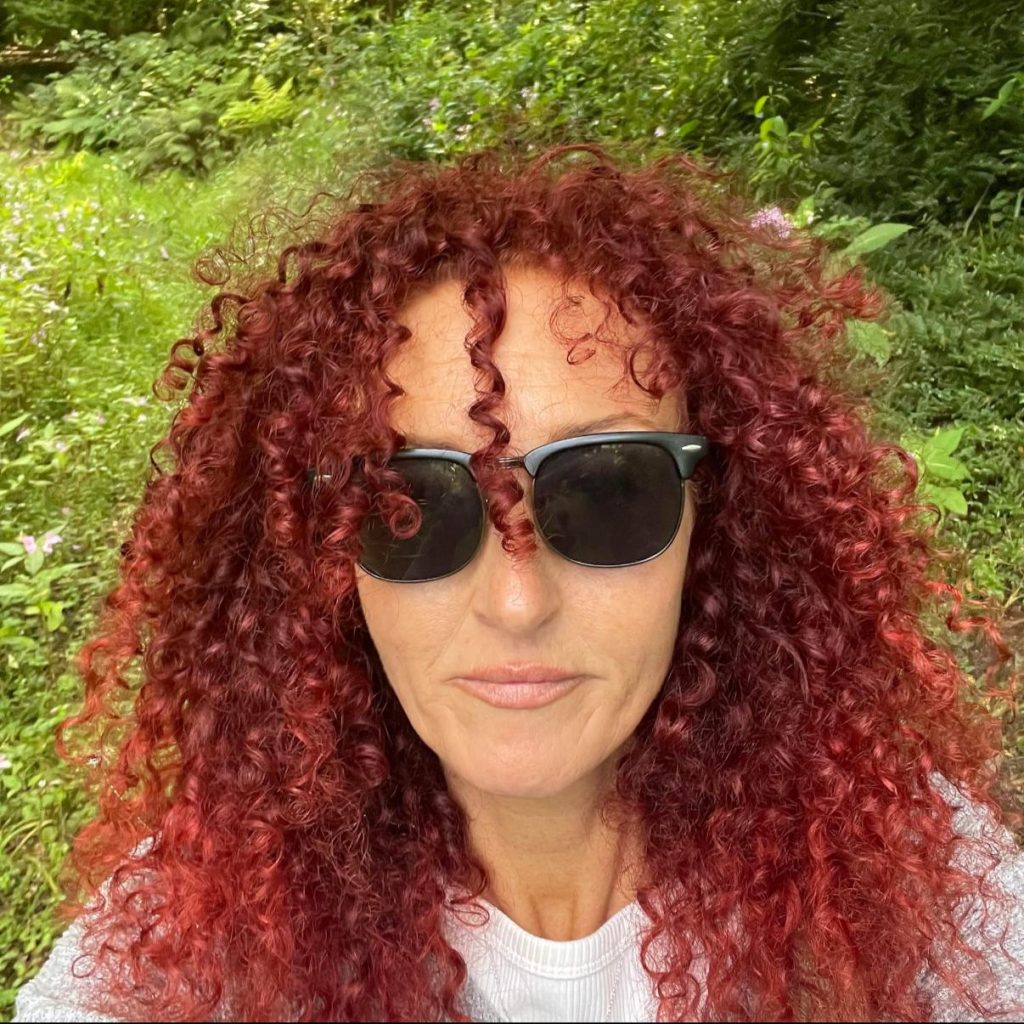 Salon owner Ellise Denton was born in prison and spent her first 13 months behind bars - now she wants to return to inspire inmates that your start in life does not define you.