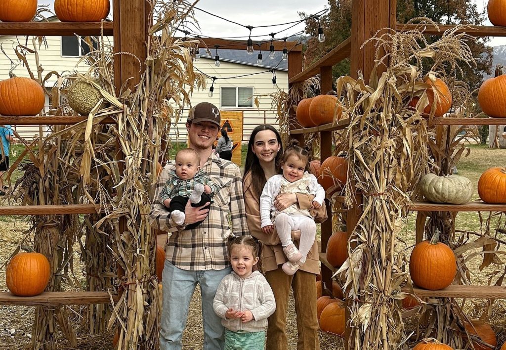 A teen mum who had three babies by 19 turned hateful comments into motivation - and jokes her 40s are going to be lit while her friends are still raising kids.