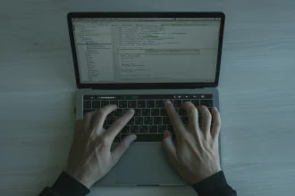 Brits warned everyday Google searches for bank numbers, parcels, refunds and fines could leave them exposed to scammers stealing details and savings.