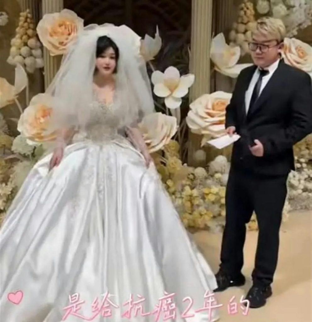 A Chinese influencer who fulfilled her dream of becoming a bride by marrying herself while terminally ill has died aged 29, after being diagnosed with cervical cancer at 27.