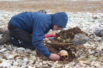 DNA analysis has identified four more sailors from the doomed 1845 Franklin expedition, including a BBC journalist's ancestor, bringing the total of named crew members to six.