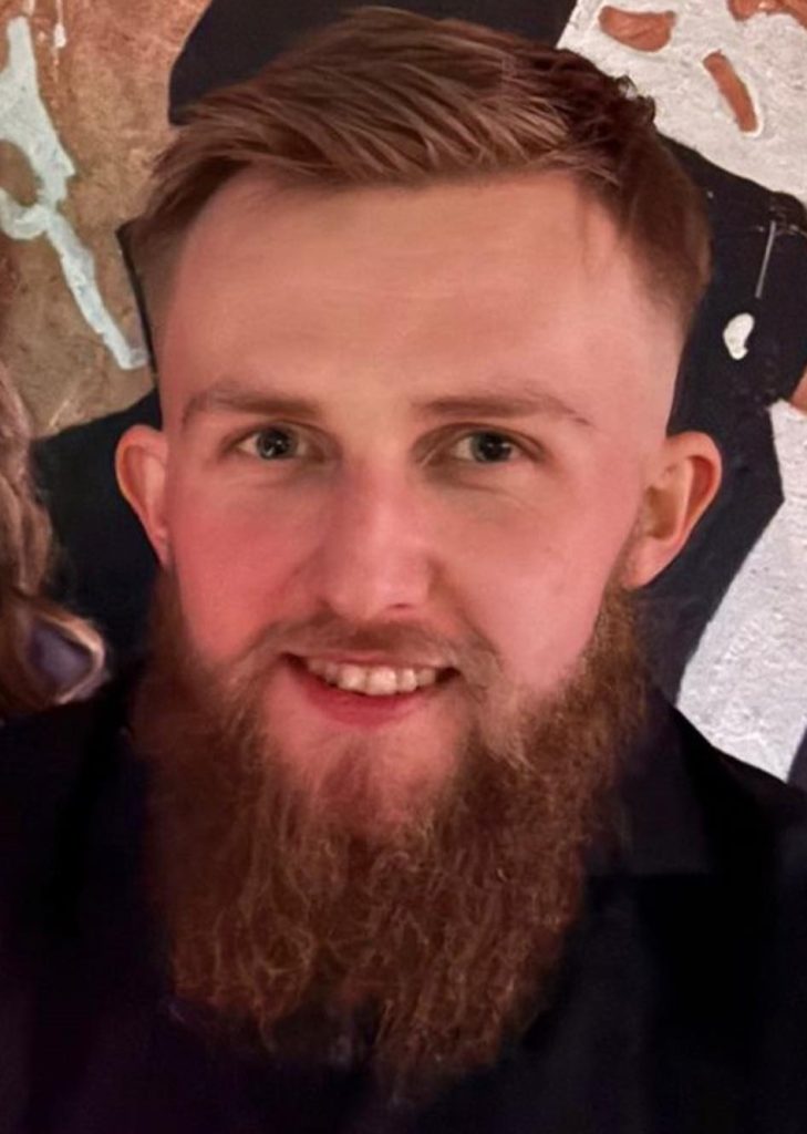 British traveller Lachlan Brownrigg, considered a vulnerable adult, vanished in Vietnam after last contact near Dray Sap waterfall on 22 April, sparking family appeal.