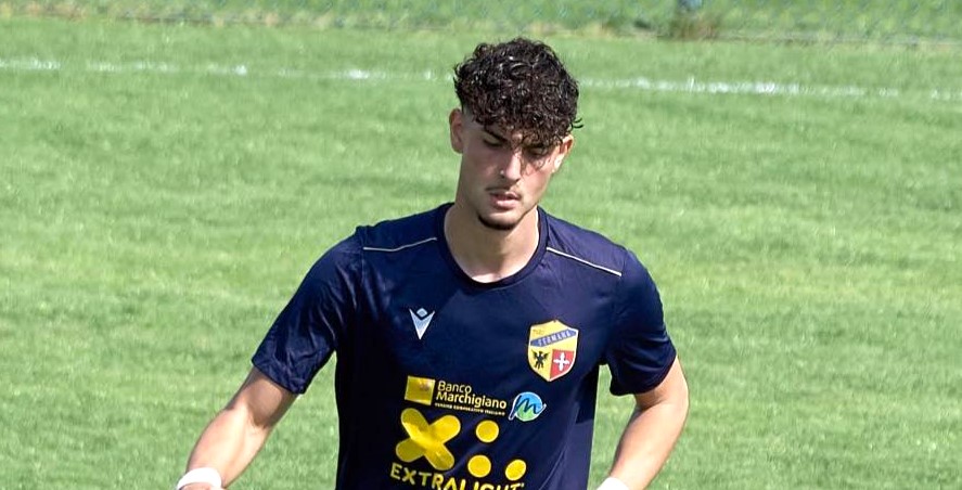 Italian teen footballer Giorgio Locanto, 19, and friends taken hostage by five armed burglars who raided his racing driver dad's luxury villa in Marina di Montemarciano.