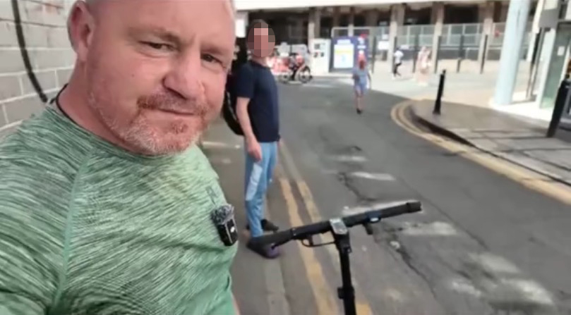 YouTuber Billy Moore suffered nasty faceplant injury after pothole flung him from scooter, then blasted Manchester mayor Andy Burnham over the city's road conditions.