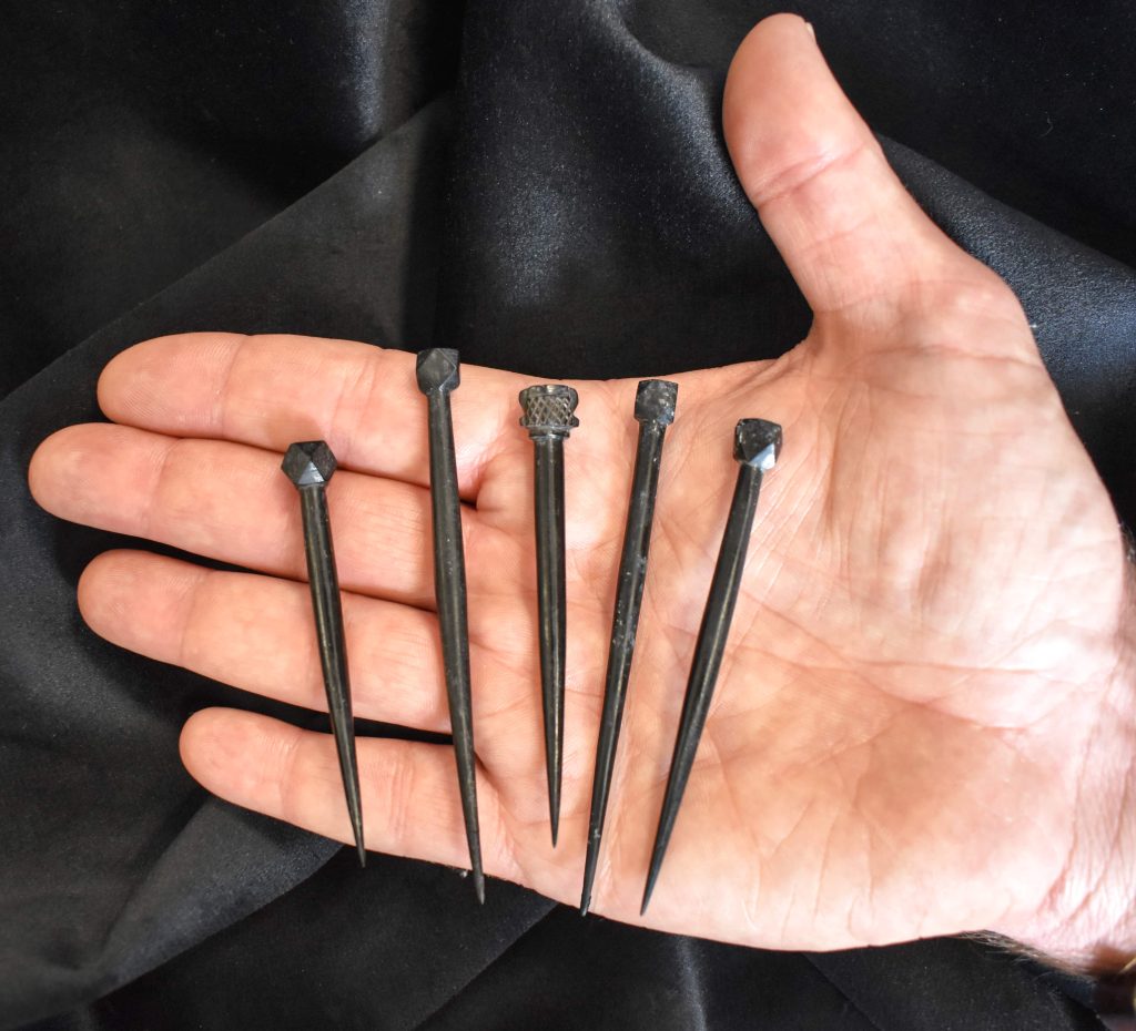 A high-status Roman woman buried in a decorated lead coffin under a Colchester hospital has been unearthed, with frankincense, rare glass vessels and jet hairpins among her grave goods.