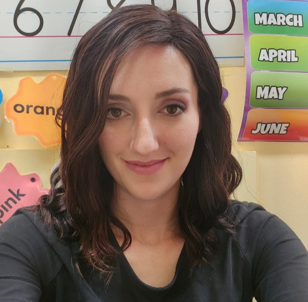A mum's routine ectopic pregnancy surgery turned deadly when her heart stopped twice - find out how 28-year-old Hinda survived and came back to life.
