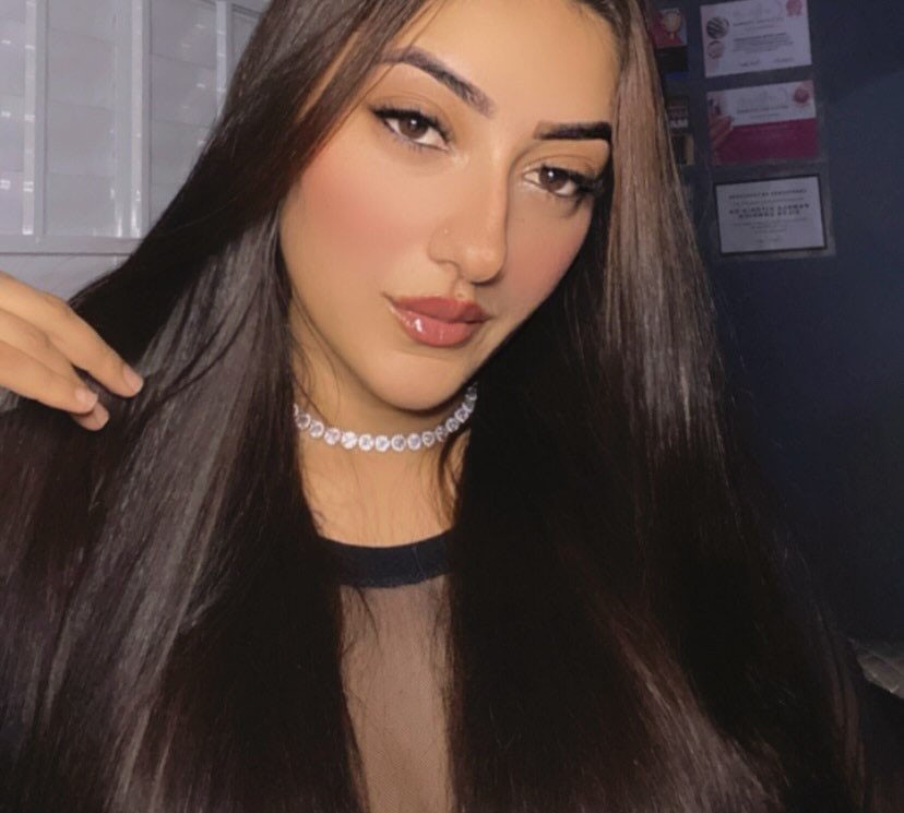 A 26-year-old Brazilian beauty influencer and mother of four was shot dead outside her home after a gunman called her name from a car, leaving her youngest child just seven months old.