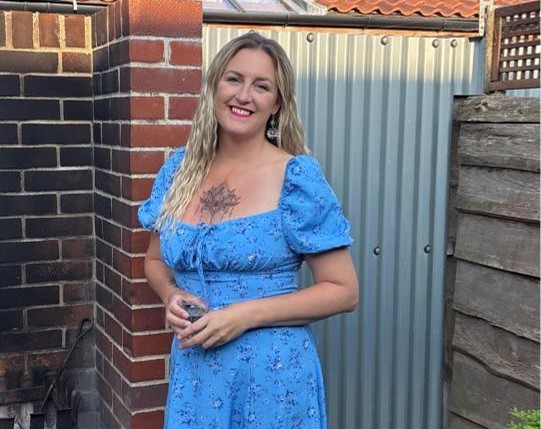Influencer Emma 'Em' dies after courageous cancer battle - leaving devastated followers a heartbreaking pre-recorded farewell message and tribute to daughter Izzy.