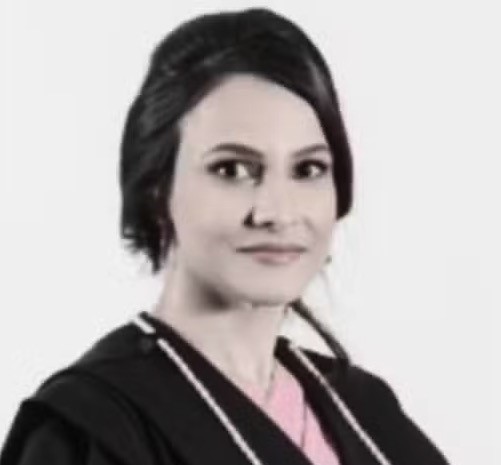 Tragic judge Mariana Francisco Ferreira, 34, dies after IVF egg retrieval procedure - suffered cardiac arrests as police probe possible medical error in Brazil.