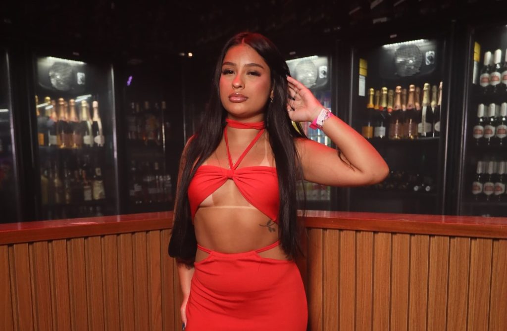 A 21-year-old Brazilian event promoter was allegedly strangled by her ex-boyfriend at a motel despite having a restraining order against him, in a case being treated as femicide.