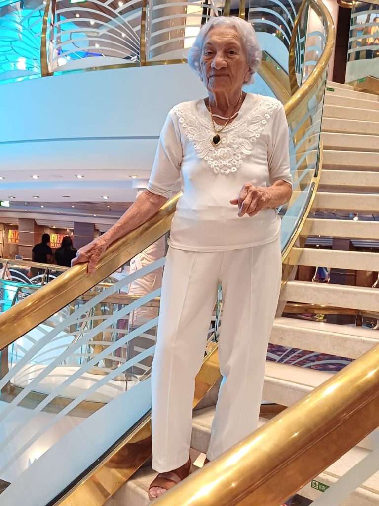 Brazilian sisters Levita, Zoraide and Zulina de Deus Nunes have been confirmed as the world's oldest living sibling trio with a combined age of 316 years.
