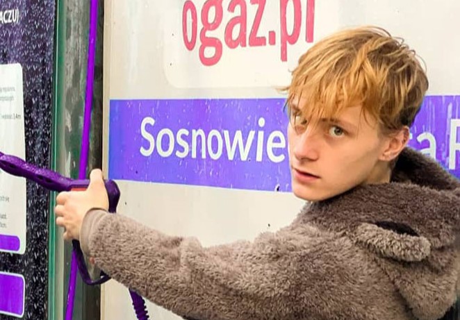 Polish YouTuber Nikodem Czyżewski, 23, was found dead in a river near Zagreb after disappearing while working in Croatia, leaving nearly half a million subscribers in mourning.