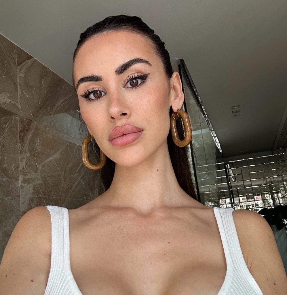 British influencer Lucia Bartoli locked in bitter custody battle with multi-millionaire fashion designer ex Philipp Plein backed by supporters as £45,000 raised for fight.