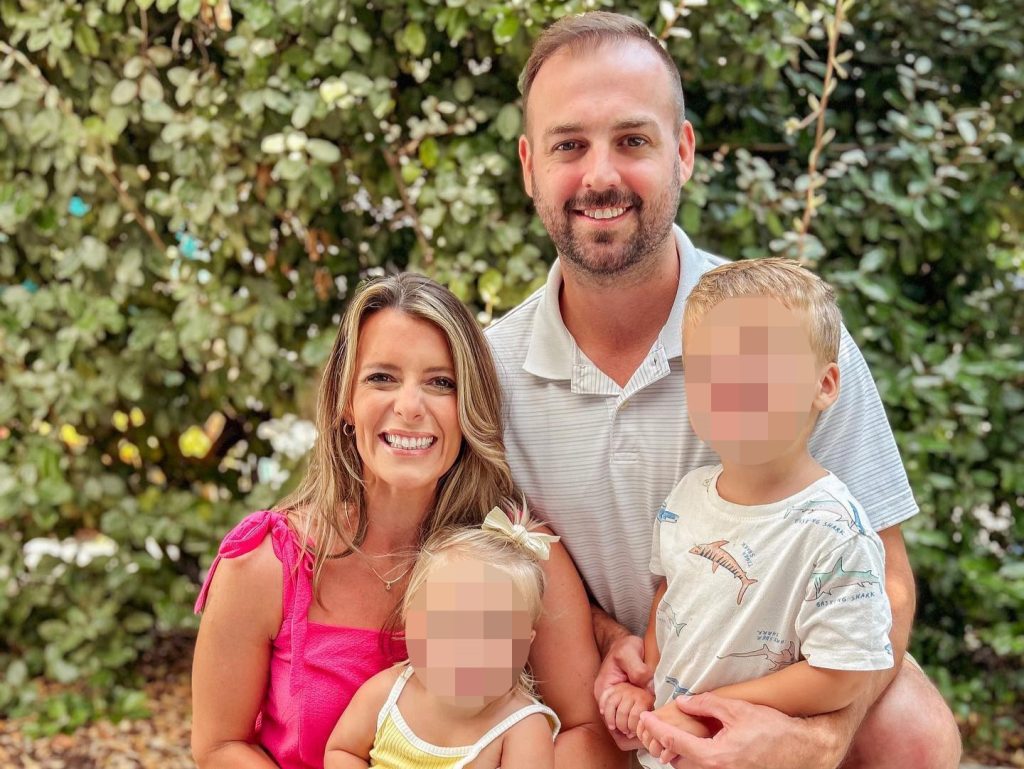 A mum-of-three influencer who told followers "cancer picked the wrong girl" has died of stage 4 gastric cancer aged - her family asked mourners to wear bright colours in her honour.