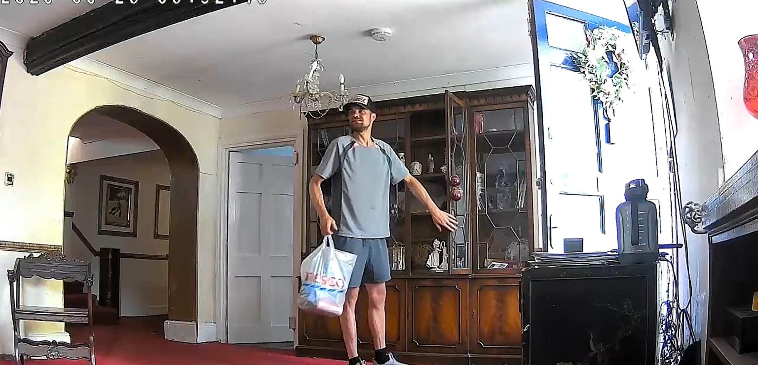 A brazen thief stole £3,000 worth of tools in under two minutes by casually walking into a Kent tradesman's garage - leaving him with just a set of trowels after 21 years of work.