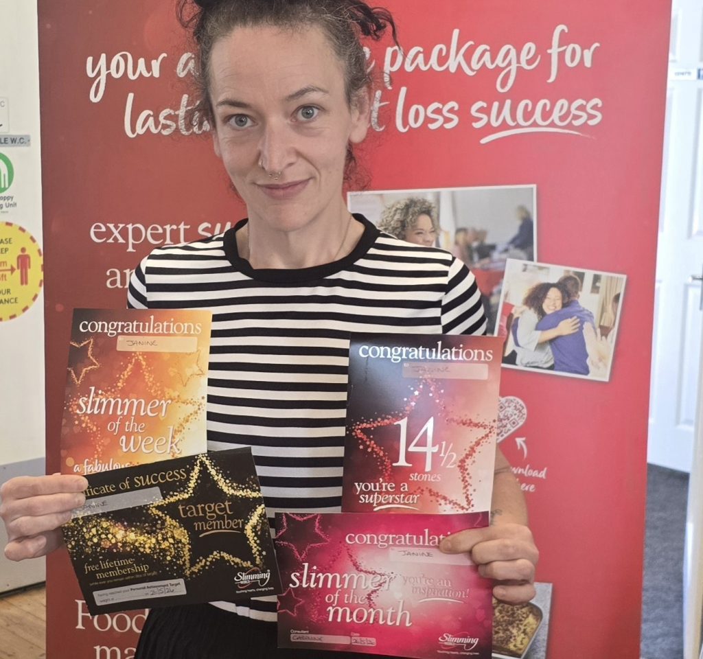A mum who weighed 25 stone and dreaded the school run has lost over 14 stone without exercise - ditching daily sausage rolls and takeaways that cost her £6,200 a year.