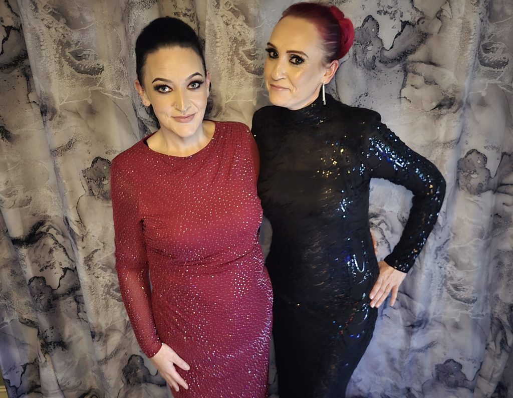 A mum who weighed 25 stone and dreaded the school run has lost over 14 stone without exercise - ditching daily sausage rolls and takeaways that cost her £6,200 a year.