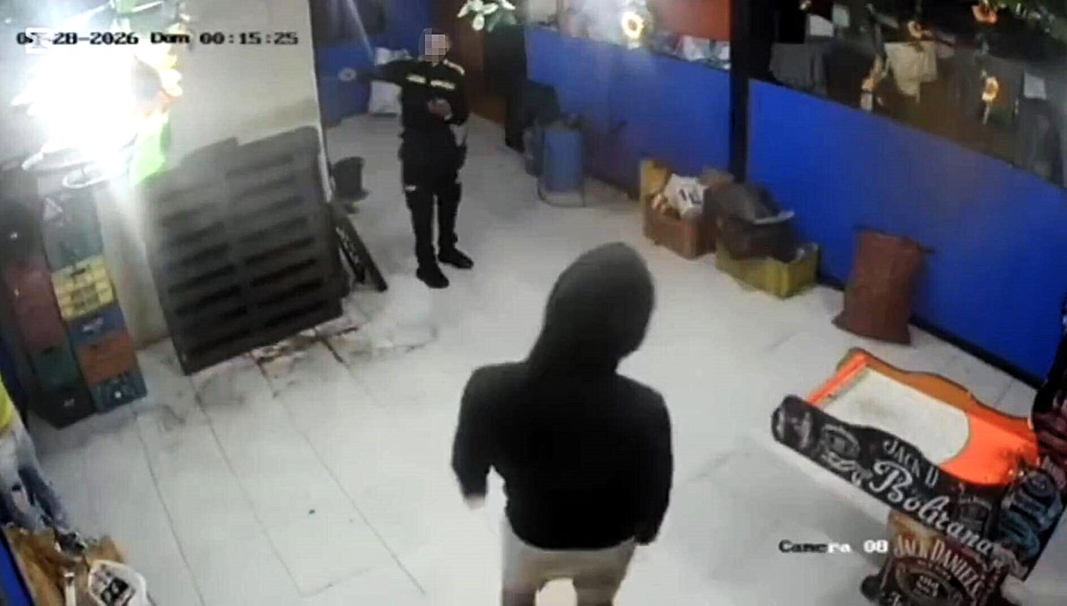 A Colombian police officer allegedly shot dead a man he had been playing a bar game with moments earlier, shocking footage from Bogotá reportedly shows.A Colombian police officer allegedly shot dead a man he had been playing a bar game with moments earlier, shocking footage from Bogotá reportedly shows.