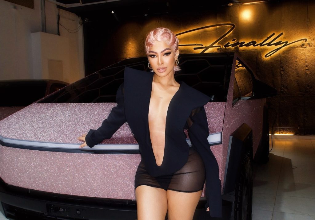 Rapper Yailin La Mas Viral has tragically revealed she has lost her unborn baby - she kept the pregnancy secret for months before sharing the devastating news online.