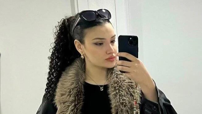 A 19-year-old actress was killed alongside two close friends when a chain collision set two vehicles ablaze on a coastal road in Turkey, with some passengers trapped inside the burning cars.