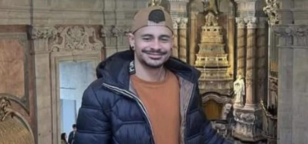 A chef who vanished more than two weeks ago has been found dead in a wooded area of Hackney - now his twin sister is fundraising £9,500 to repatriate his body to Brazil.