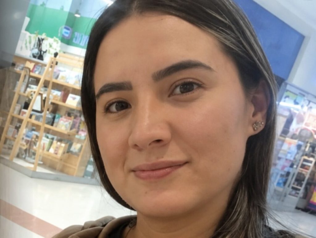 Rosa Mayerly Olaya Coronado was stabbed to death at work in Soacha, Colombia, allegedly by an obsessed colleague, with the horror attack caught on CCTV.
