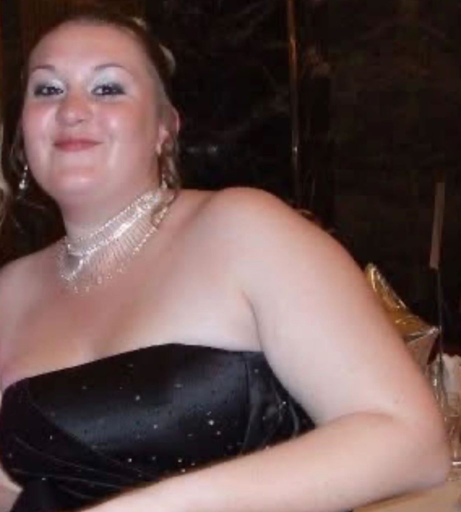 Woman who used "skinny jabs" to beat her shopping addiction was left with the "body of an 80-year-old" - and forked out £10,000 on surgery so she can wear a bikini.