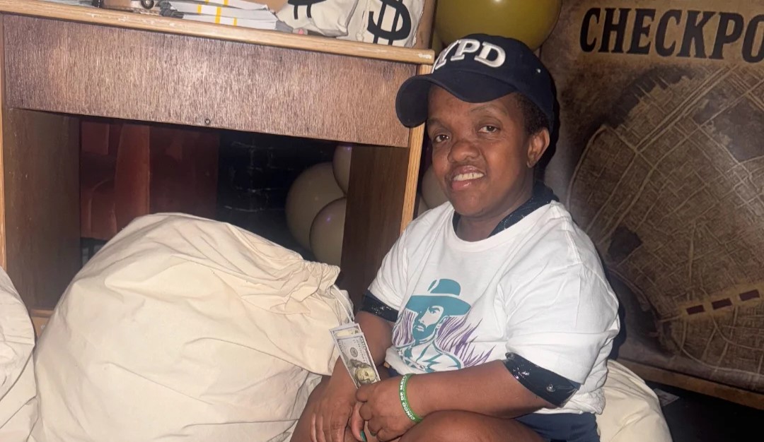 Kick streamer Suzette, known as SuzieSmalls, found dead in her New York apartment aged 51 - the Fishtank Live star's cause of death remains a mystery as tributes pour in.