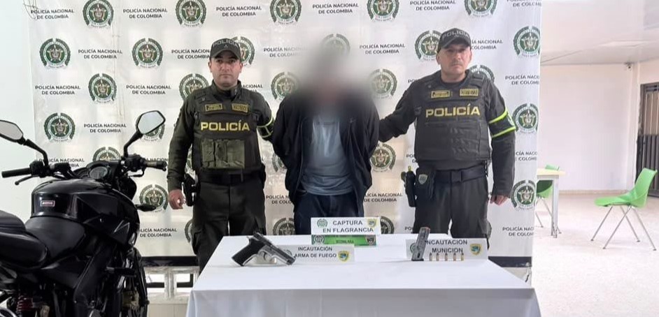 An influencer has been shot dead in her luxury SUV moments after leaving the gym in Colombia - a motorcyclist blasted her at point-blank range as she waited at red lights.