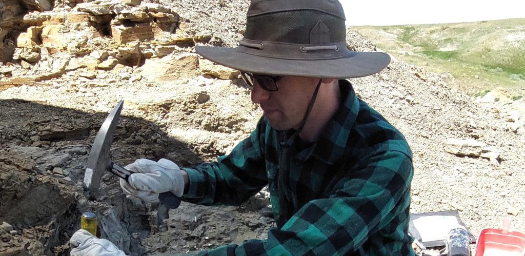 Palaeontologist reveals how Sam Neill's role as Dr Alan Grant in Jurassic Park inspired his career studying dinosaurs, as he pays tribute to the star who died aged 78.