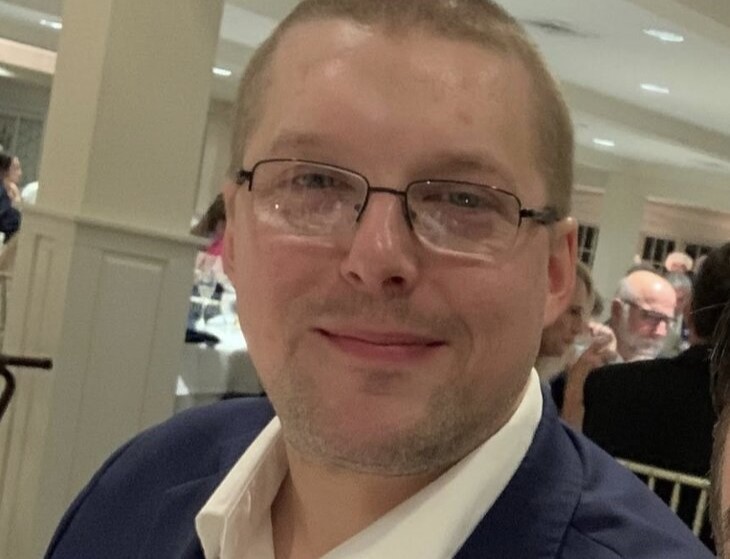 Andrew Wasil, 39, has died four months after a strep infection turned septic at his brother's wedding in Mumbai, leading to both legs being amputated in a bid to save his life.