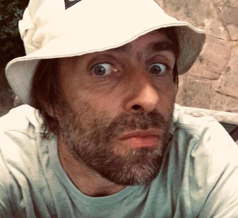 A war of words has erupted after Liam Gallagher predicted England will thrash Mexico 5-0 at the World Cup - with Maná rocker Fher Olvera hitting back at the Oasis star.