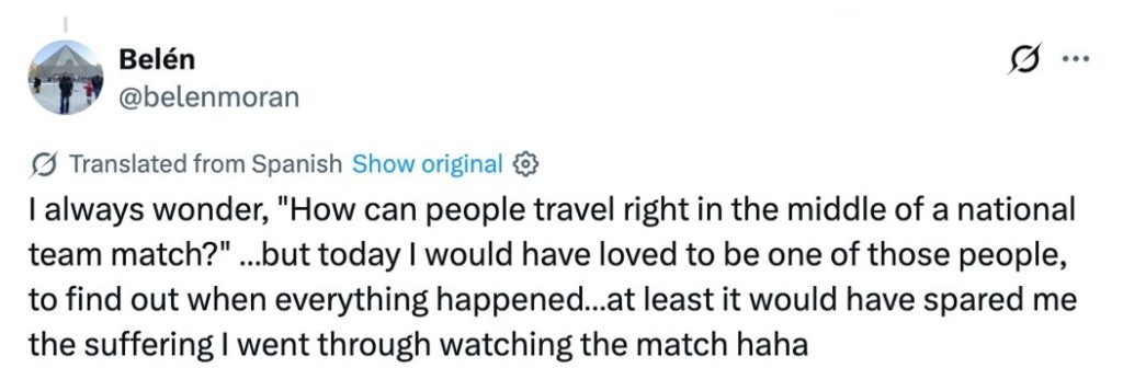 Social media comment on the post of Argentine pilot has passengers erupt in cheers after joking he wants a "minute's silence" for "dead" Egypt following their dramatic World Cup defeat.