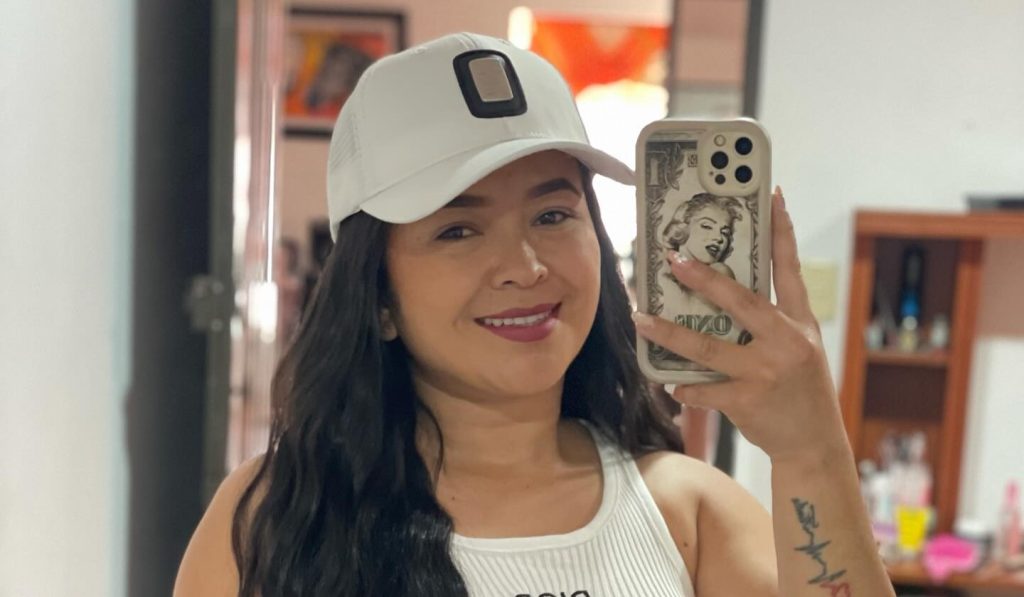 Beauty TikToker Zulandy Mambuscay kidnapped by armed men at a Colombian restaurant as her boyfriend was shot trying to stop them - CCTV shows her dragged away by her hair.