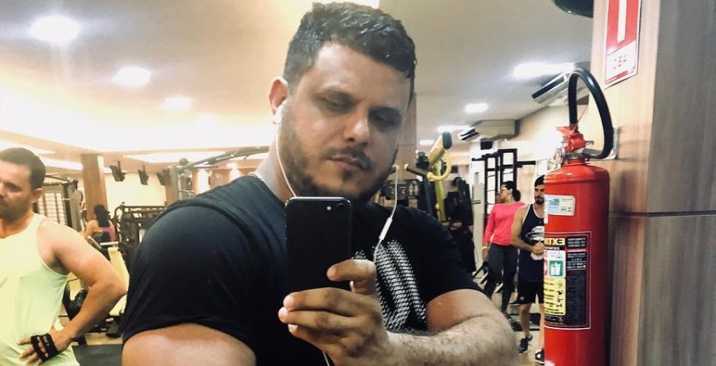 A businessman died after reportedly foaming at the mouth during a facelift - with medics making seven desperate attempts to revive him.