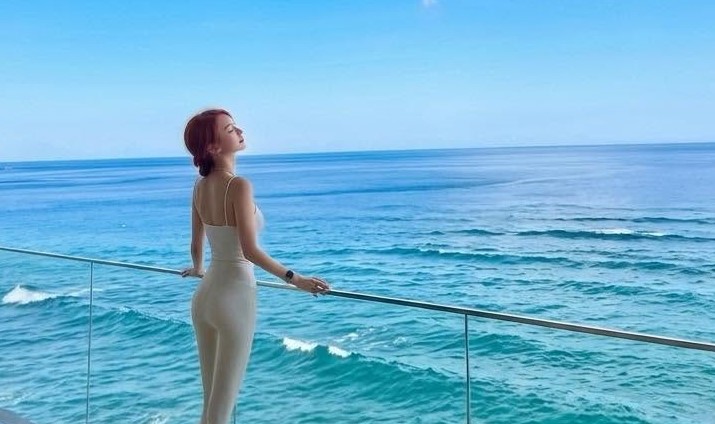 A diving influencer with 366,000 Instagram followers has died suddenly at 36, just 13 days after sharing a cryptic final post captioned "Youth is great".