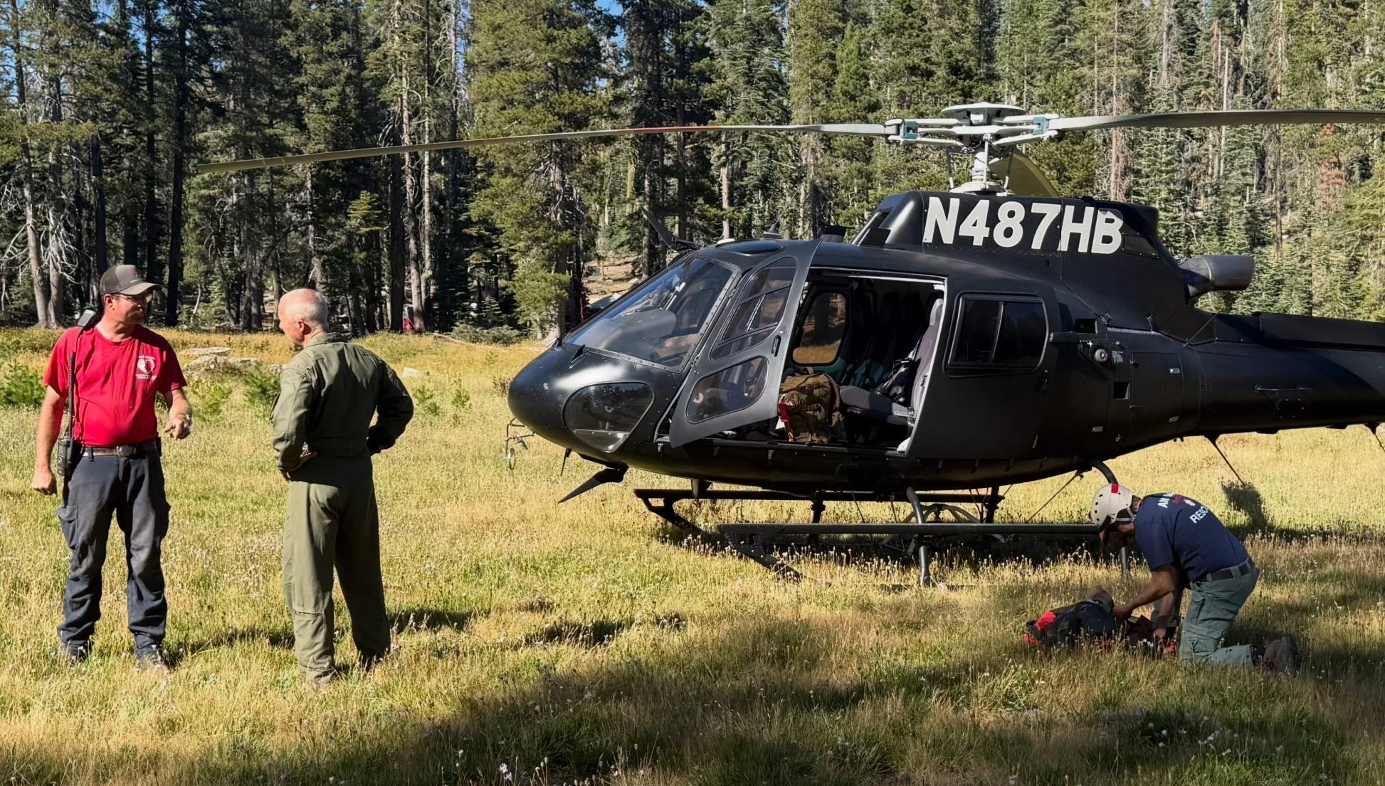 A horse had to be airlifted to safety after becoming stranded in rugged wilderness at 7,200ft when its rider was bucked off during a 100-mile endurance race.