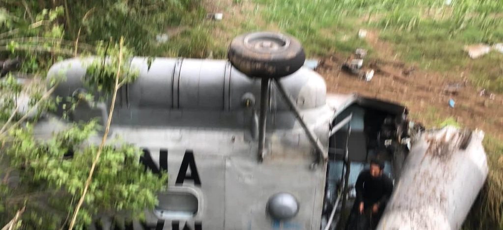 A military helicopter has crashed in the mountains of Mexico after plunging from the sky, with all three crew members escaping with only minor injuries.