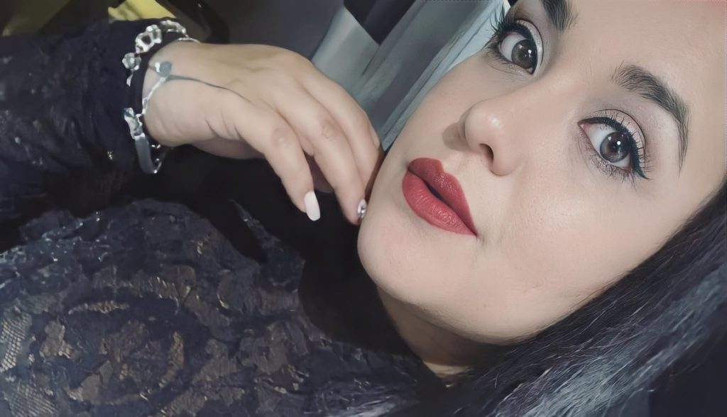 A mum-of-three died after allegedly being given animal anaesthetic while getting a huge tattoo finished at home - with a nursing assistant hired to inject her.